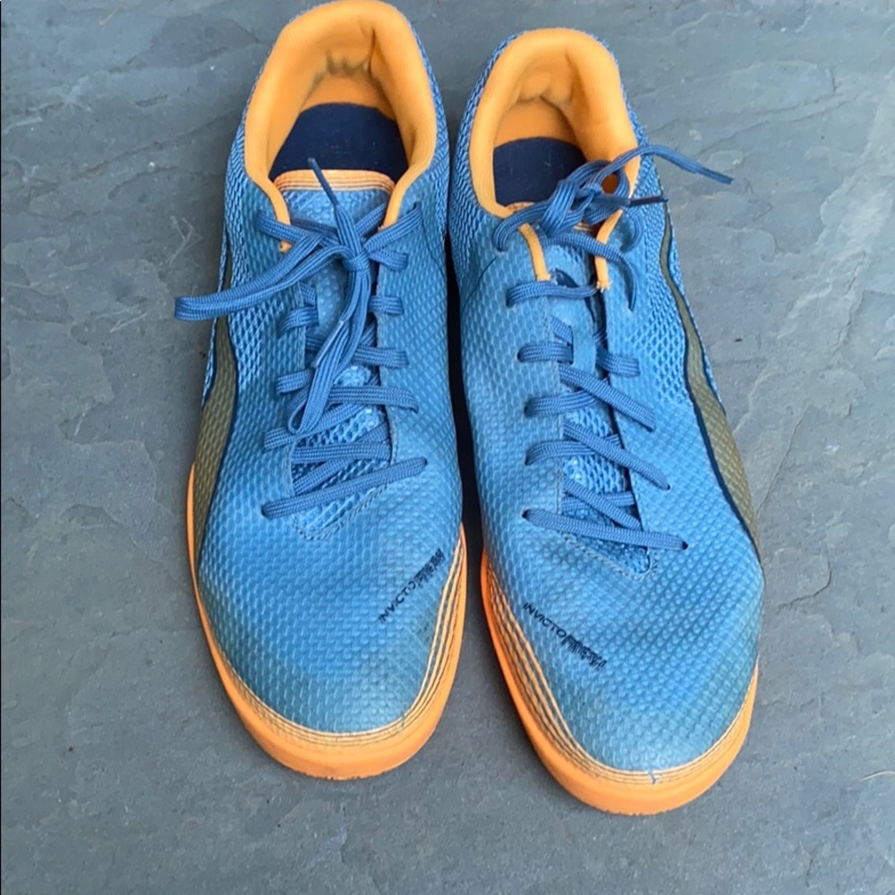 puma indoor soccer cleats - Picture 3 of 4